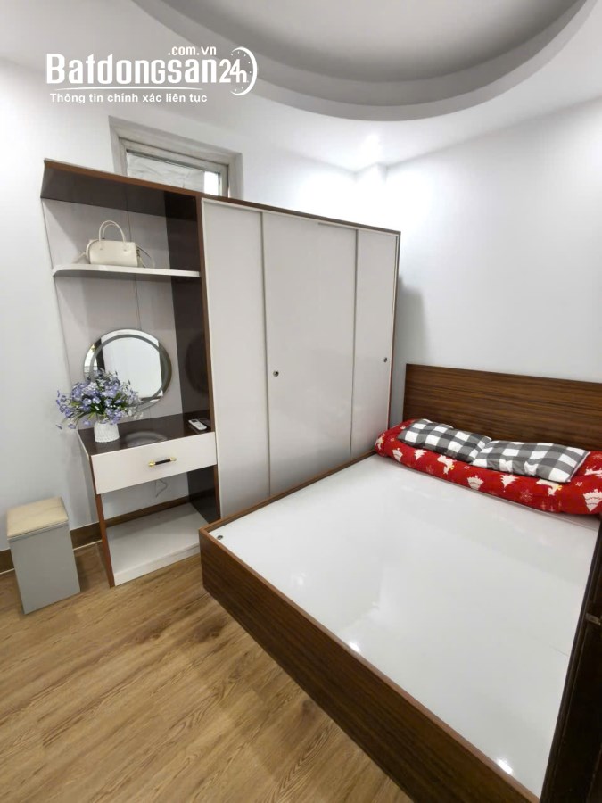 Cần bán CCMN ngõ 387 Vũ Tông Phan, Thanh Xuân 50m, 2PN2VS giá 1.85 tỷ, sổ đồng sở hữu