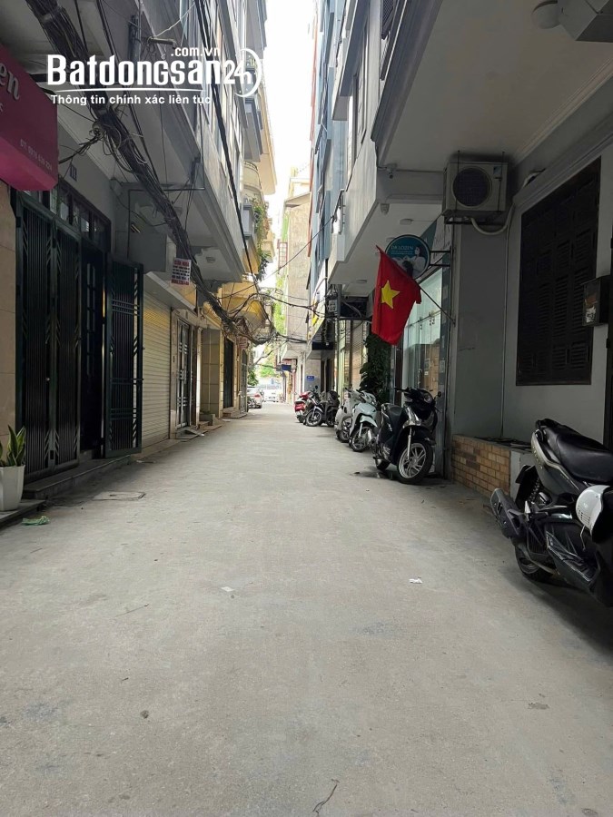 Nhà hiếm Nguyễn Chí Thanh, Phường Láng (Q Đống Đa cũ) 49m2x5 tầng gara ô tô giá 21 tỷ
