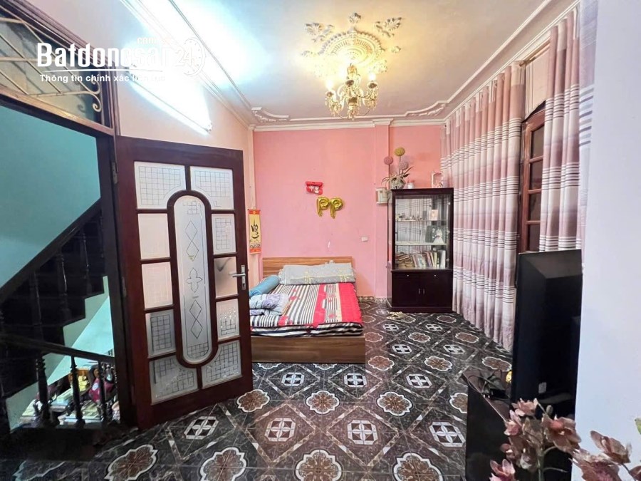 Nhà hiếm Nguyễn Chí Thanh, Phường Láng (Q Đống Đa cũ) 49m2x5 tầng gara ô tô giá 21 tỷ