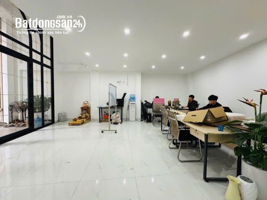 MẶT PHỐ TRẦN QUỐC VƯỢNG - HOA HẬU MẶT TIỀN  - TOÀ 1 HẦM 8 TẦNG - KINH DOANH ĐỈNH - DÒ