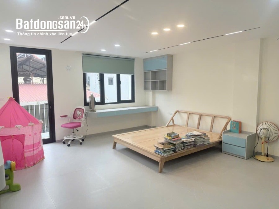 "Bán nhà phố Trần Quang Diệu 63m, 7 tầng, mt 5.2m. Giá: 28.5 tỷ