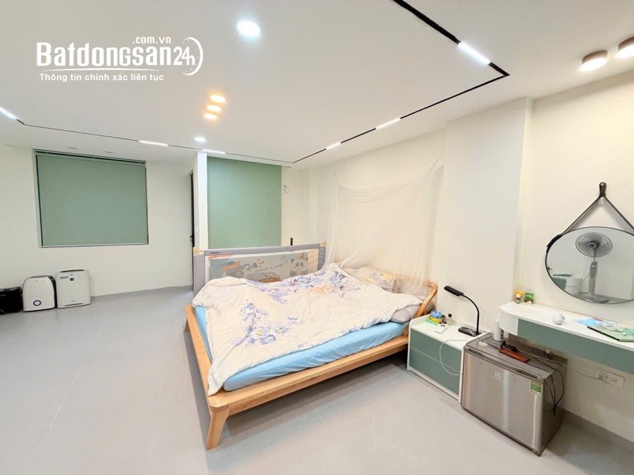 "Bán nhà phố Trần Quang Diệu 63m, 7 tầng, mt 5.2m. Giá: 28.5 tỷ