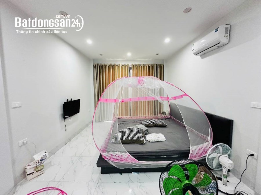Bán nhà phố Nhân Mỹ, Mỹ Đình, 30m ra oto, Đầy đủ tiện ích, Nhà đẹp ở luôn, 35m2