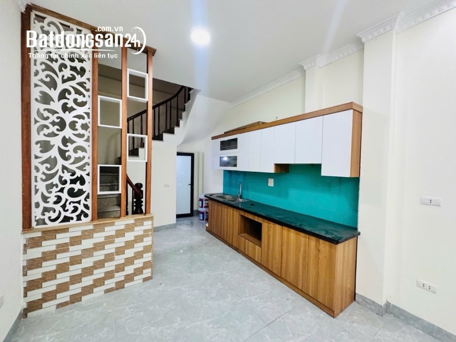 Bán nhà Hồ Tùng Mậu, Ngõ rộng thoáng, Gần phố, Nhà mới đẹp ở luôn, 36m2, Chỉ 8.x tỷ
