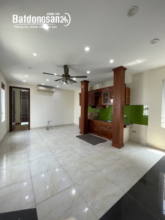 Ngõ 10 Trần Duy Hưng, xây 6 tầng, Gara ô tô trong nhà, giá 18.8 tỷ