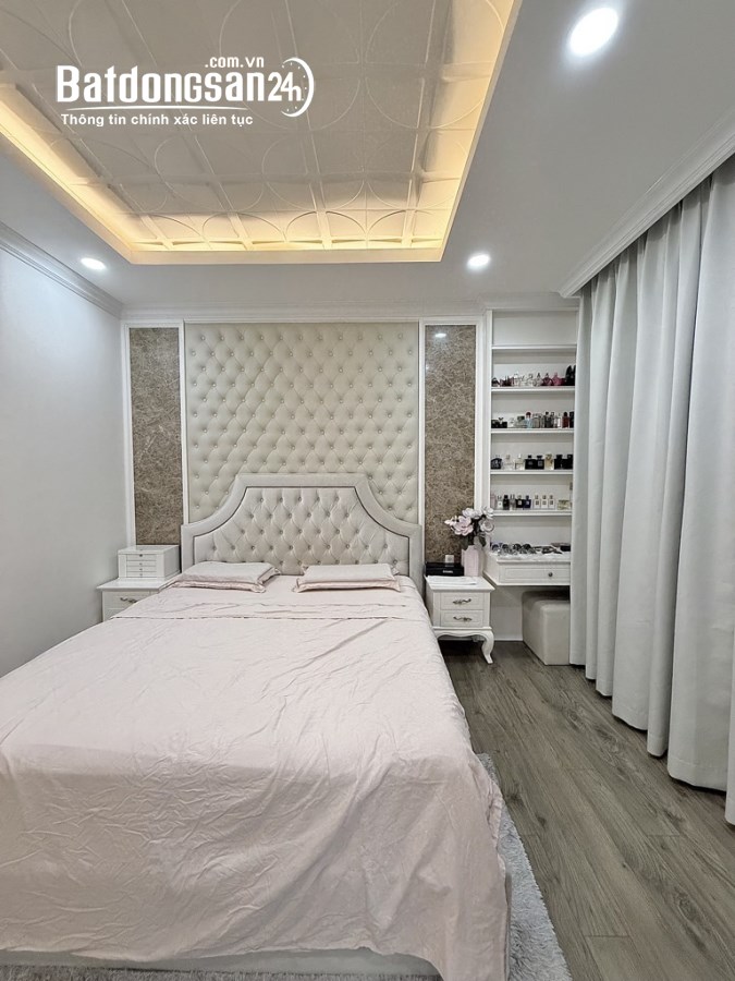 Bán Biệt thự-Villas Phường Long Trường (Quận 9 cũ), Hồ Chí Minh