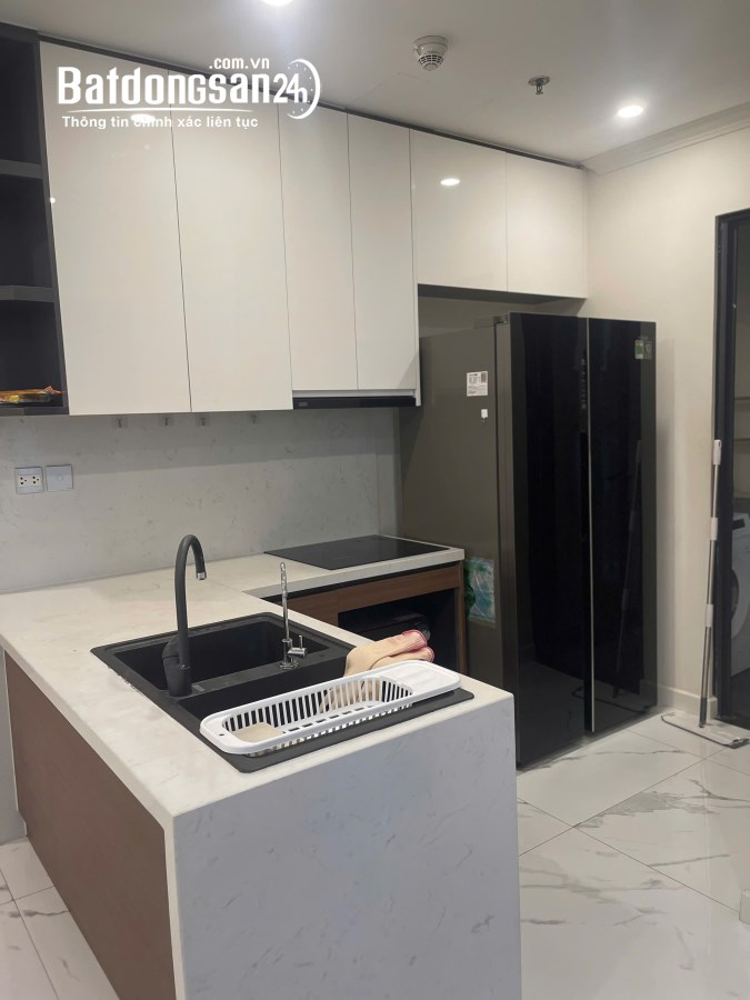 Bán căn hộ 2PN tại chung cư cao cấp SunShine City ciputra, Đường Phạm Văn Đồng, full đẹp chỉ 5,8 tỷ
