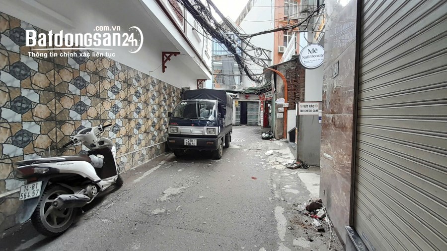 Bán nhà Lê Quang Đạo, Mỹ Đình, Ngõ nông, 1 nhà ra oto, 2 thoáng, Đầy đủ tiện ích, 32m