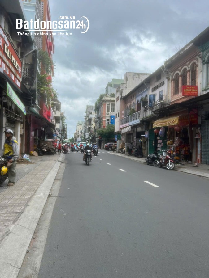 Bán nhà mặt tiền Đường Triệu Quang Phục, Phường Chợ Lớn (Quận 5 cũ), Hồ Chí Minh