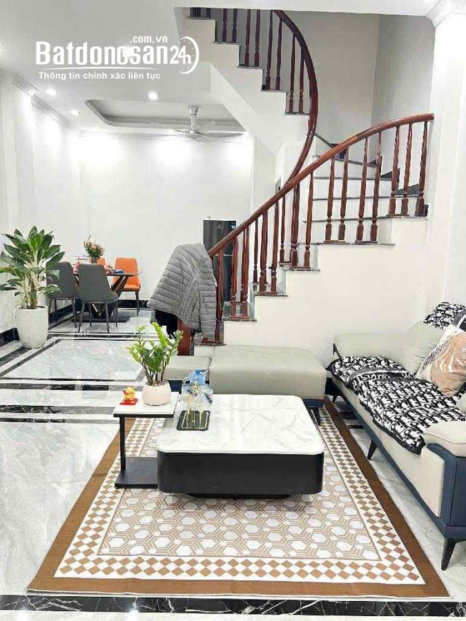 Bán nhà Đường Lạc Long Quân, Phường Tây Hồ (Q Tây Hồ cũ), Hà Nội