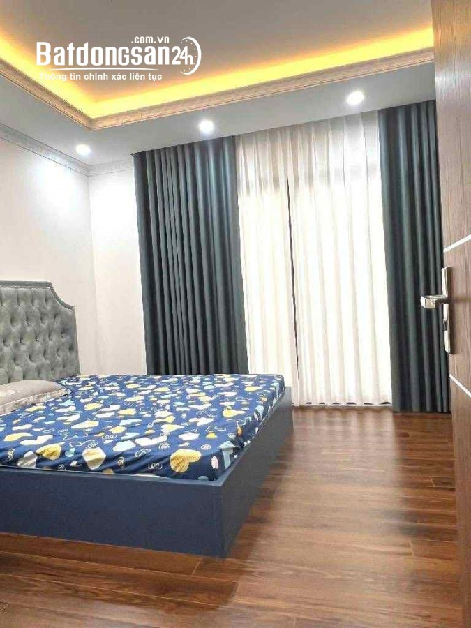 Bán nhà Đường Lạc Long Quân, Phường Tây Hồ (Q Tây Hồ cũ), Hà Nội