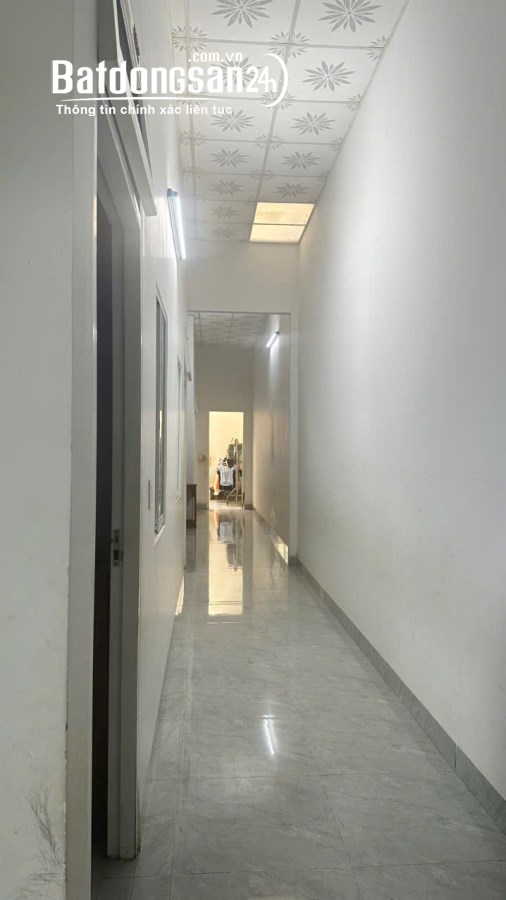 Bán nhà mặt tiền Đường Nơ Trang Gưh, Phường Thành Nhất (TP Buôn Ma Thuột cũ), Đắk Lắk