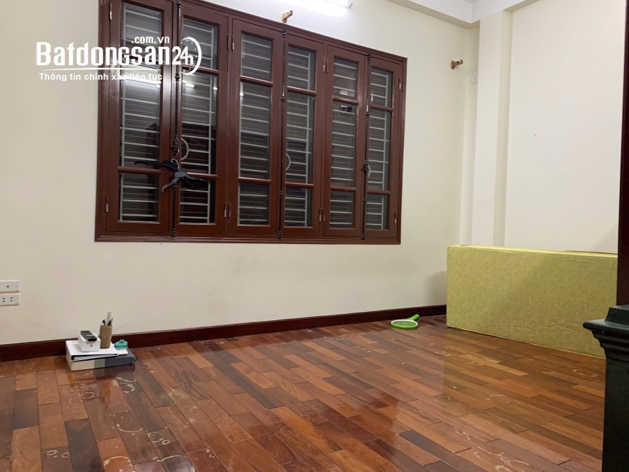 Cho thuê nhà ngõ 199 đường Hồ Tùng Mậu, Nam Từ Liêm 45m x 4T, 4 ngủ giá 14 triệu