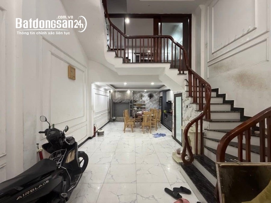 Bán nhà Đường Lạc Long Quân, Phường Tây Hồ (Q Tây Hồ cũ), Hà Nội