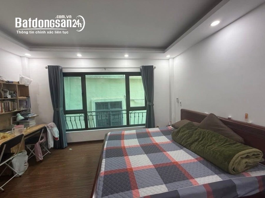 Bán nhà Đường Lạc Long Quân, Phường Tây Hồ (Q Tây Hồ cũ), Hà Nội