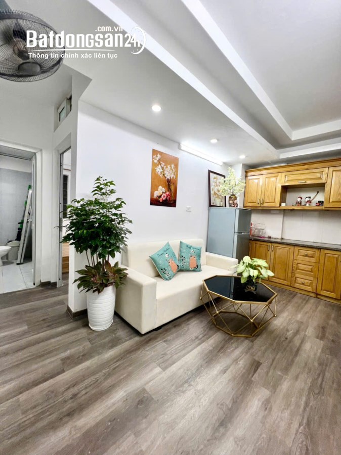 Bán căn hộ CCMN Đại Từ, Hoàng Mai 45m, 2 ngủ đủ đồ đẹp giá 1.77 tỷ, ngõ ô tô thông