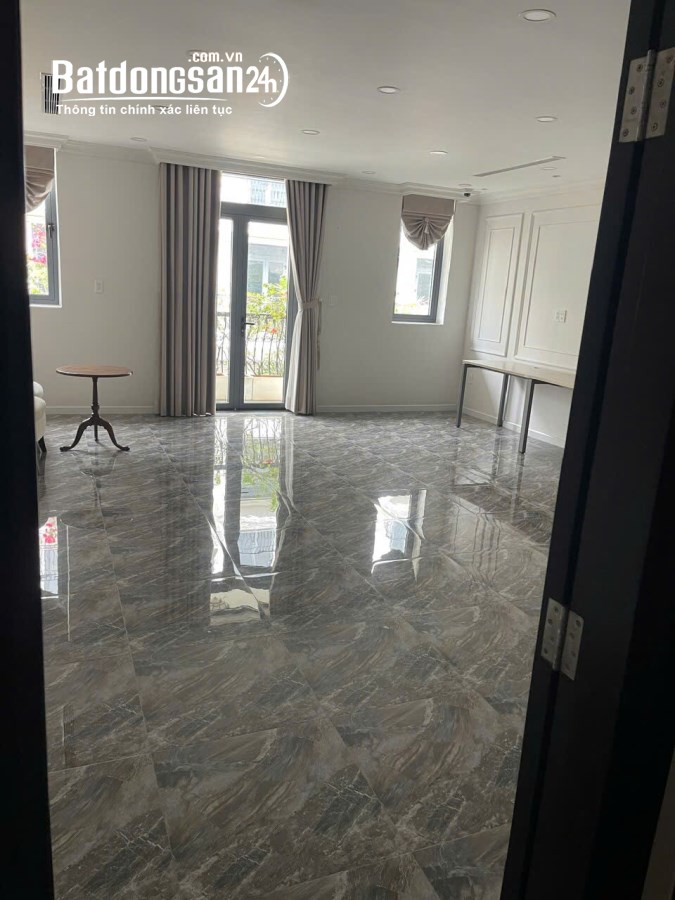 Bán Nhà 4 tầng có thang máy siêu đẹp ngay Nguyễn Xiển TP Thủ Đức 