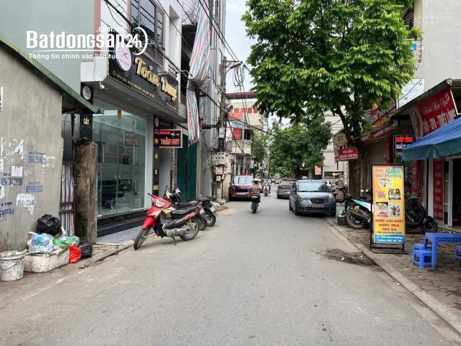 35m2 đường thông ô tô, Trâu Quỳ, Xã Gia Lâm (H Gia Lâm cũ) cách HV Nông Nghiệp 100m.