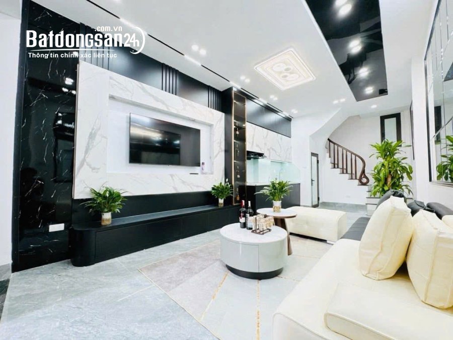 33M 6T 8,7 TỶ nhà Phố Pháo Đài Láng, Phường Đống Đa (Q Đống Đa cũ), TP Hà Nội