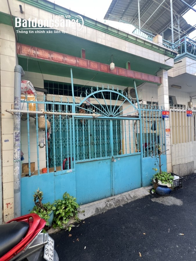 Bán nhà cấp 4 hẻm xe hơi 5m, Bà Hom, Phường Phú Lâm (Quận 6 cũ), TP Hồ Chí Minh