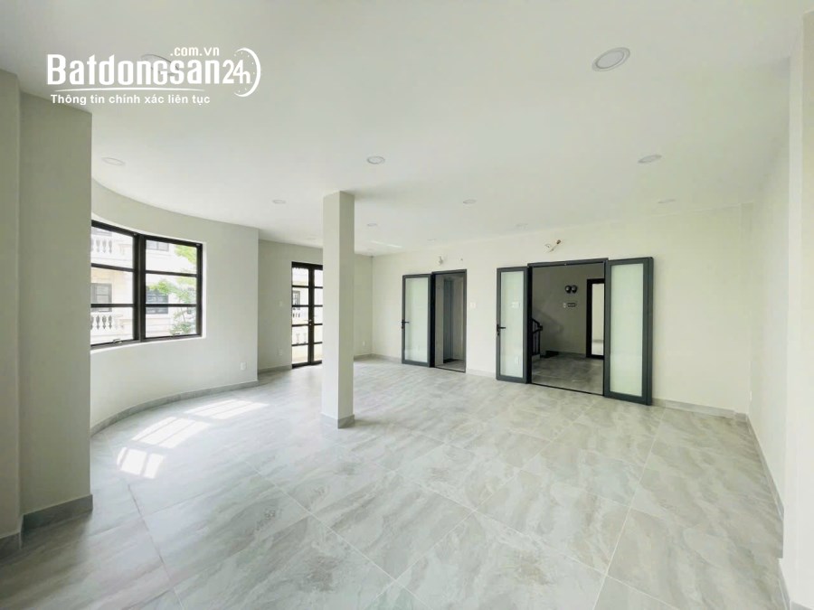 Bán nhà mặt tiền Đường Số 6, Phường Gò Vấp (Q Gò Vấp cũ), Hồ Chí Minh