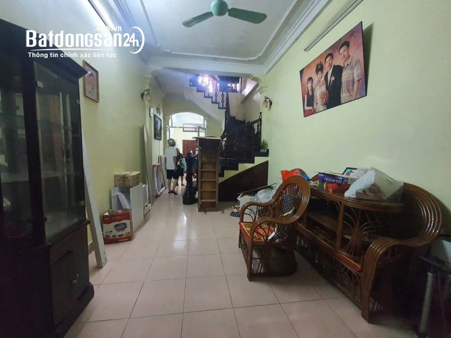 Cho thuê nhà ở - làm CHDV ngõ 76 Chùa Hà, Cầu Giấy 55m x 4T, 5PN giá 20 triệu/th