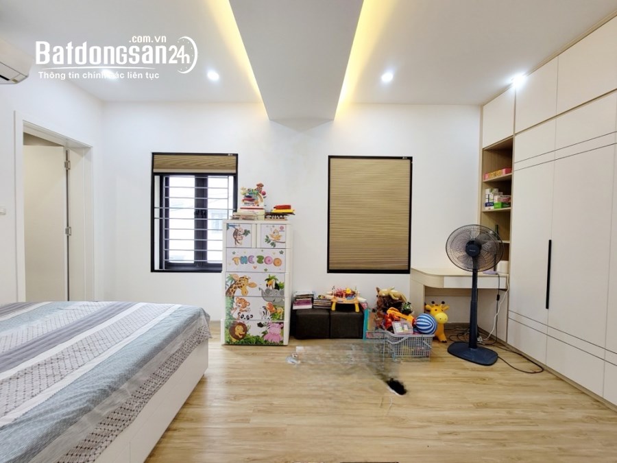 Bán căn hộ Phố Hoàng Ngọc Phách, Phường Đống Đa (Q Đống Đa cũ), Hà Nội