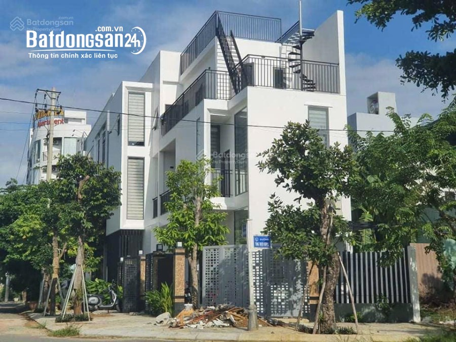 18 tỷ/200m2.Nhà 3 tầng góc 2 mặt tiền Tùng Thiện Vương,khu Nam Việt Á 
