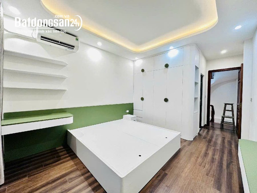 BÁN NHÀ Thạch Bàn Long Biên [Giảm kịch sàn] 49m – Hơn 7 tỷ – mới kính koong – Gần ôtô