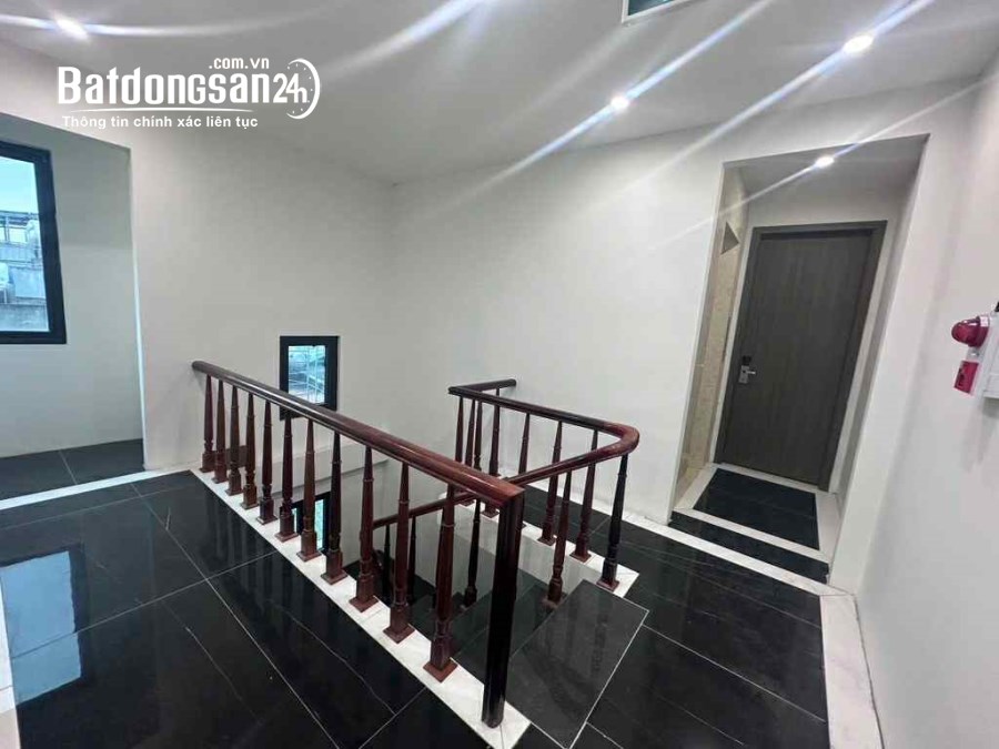 Bán nhà mặt tiền Đường Bát Khối, Phường Long Biên (Q Long Biên cũ), Hà Nội