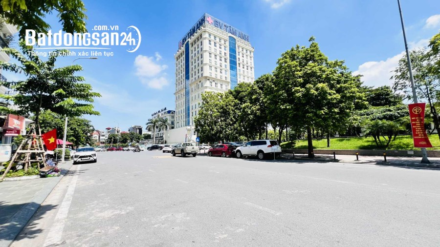 phân lô mặt phố Hoàng Như Tiếp, 100m x 4 tầng, mặt tiền 18m, Phường Bồ Đề