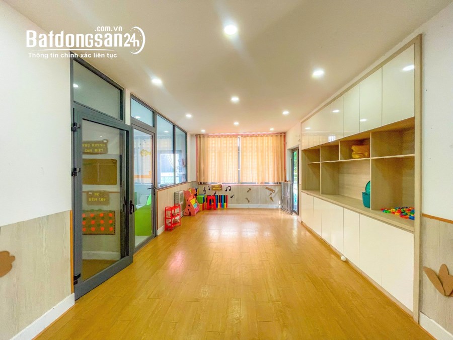 Bán Biệt thự-Villas Đường Lê Thị Riêng, Phường Đông Hưng Thuận Hồ Chí Minh