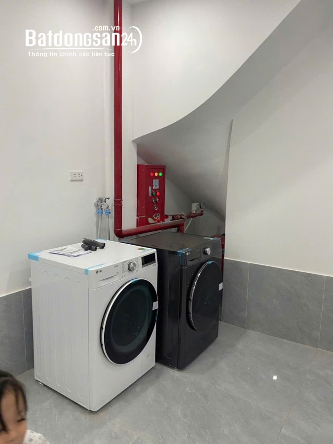 Cho thuê CHDV 195 Trần Cung, Cầu Giấy 50m x 7T, 10PKK giá 43tr, XÂY MỚI, THANG MÁY