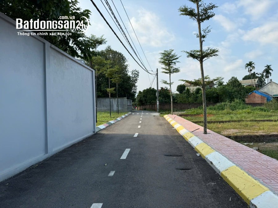 Bán nhà Xã Phú Cát (H Quốc Oai cũ), Hà Nội