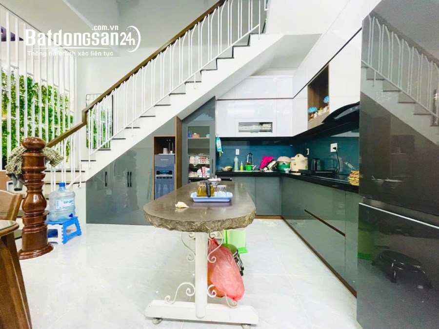 Nhà đẹp 2 tầng ngay Trung Tâm Cẩm Lệ Đà Nẵng