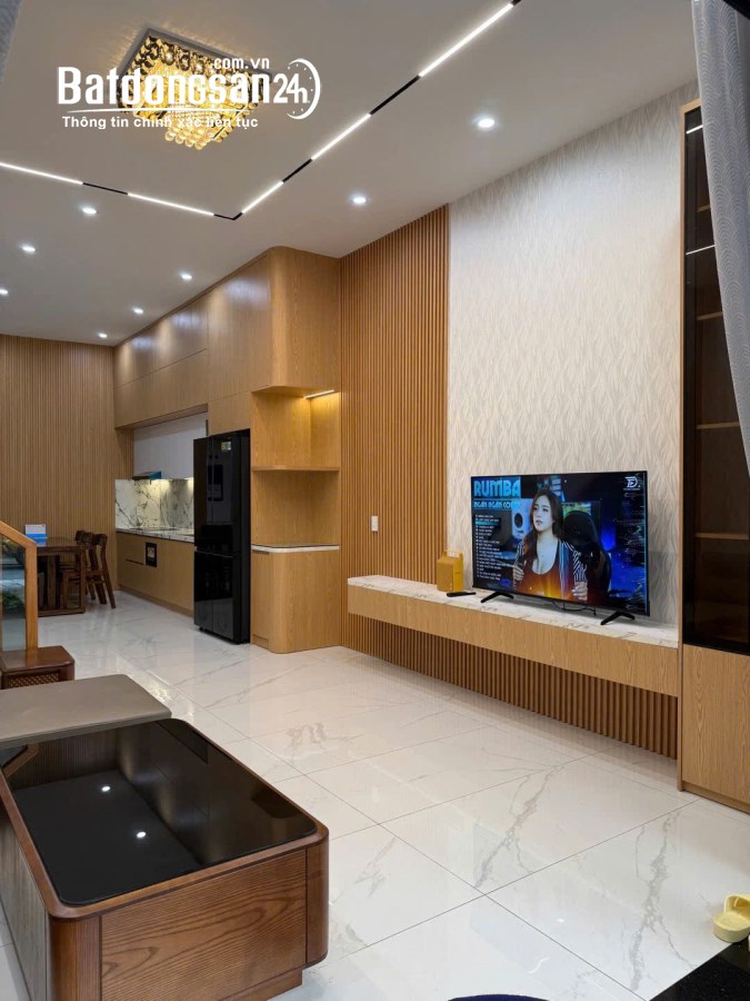 Nhà 3 tầng mới xây Full nội thất đường Nơ Trang Long - Hoà Cường, Hải Châu