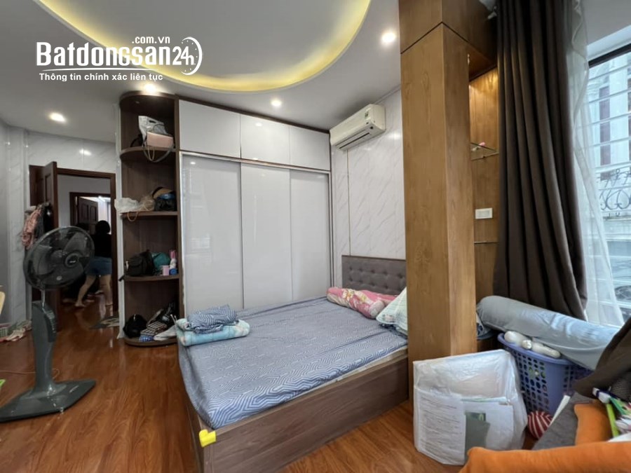 Bán nhà Đường Nguyên Hồng, Phường Đống Đa (Q Đống Đa cũ), Hà Nội