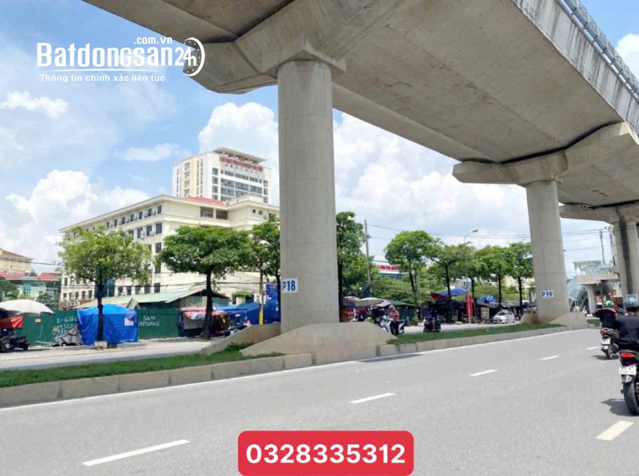 NHÀ 5 TẦNG, DÂN XÂY 50m2 THANG MÁY, LAI XÁ, GẦN QL32- Ô TÔ TRÁNH - VỈA HÈ - KINH DOAN