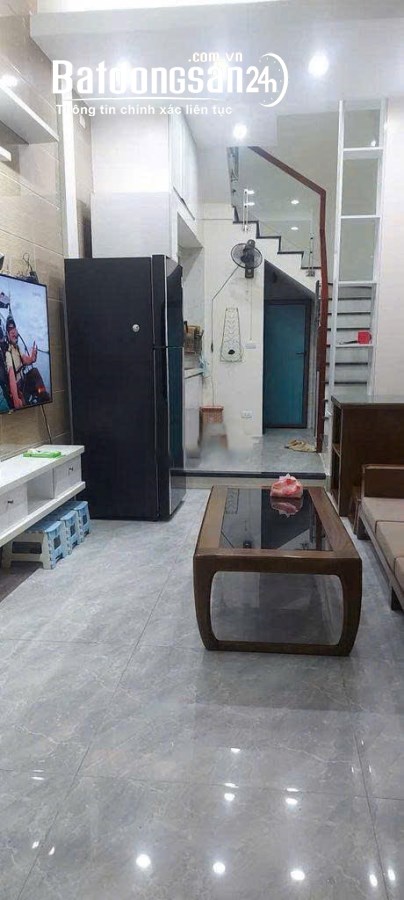 Cho thuê nhà riêng ngõ 61 Phùng Chí Kiên, Cầu Giấy 35m x 5T giá 15 triệu, đủ đồ