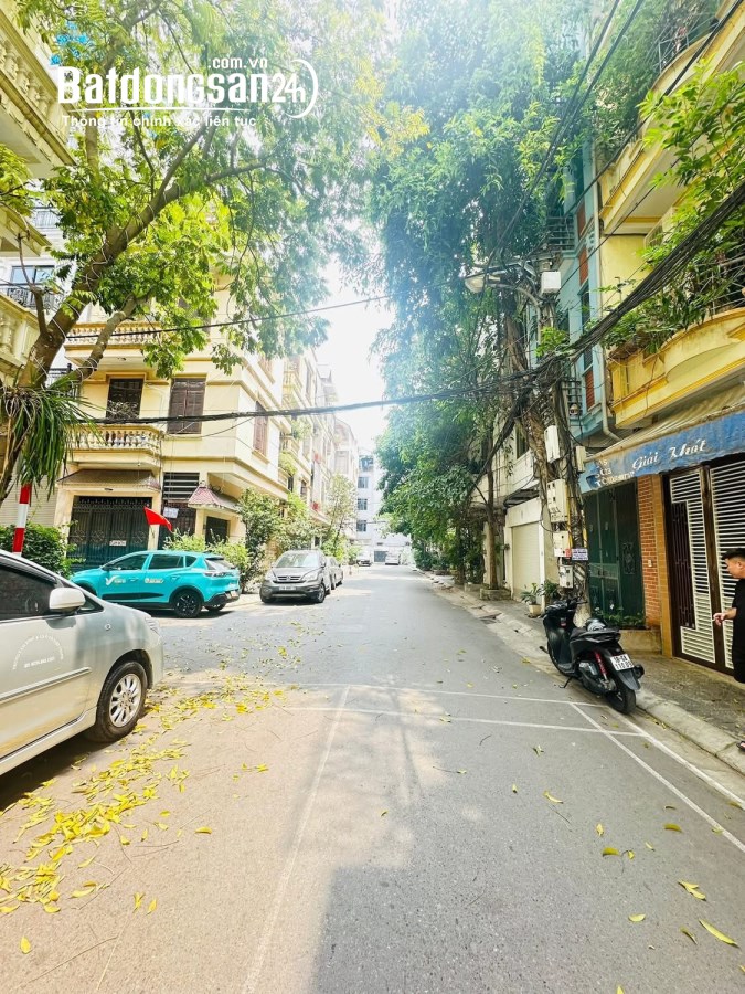 "Bán nhà phố Minh Khai, Hai Bà Trưng 72m, 5 tầng, mt 5.5m. Giá: 21.8 tỷ