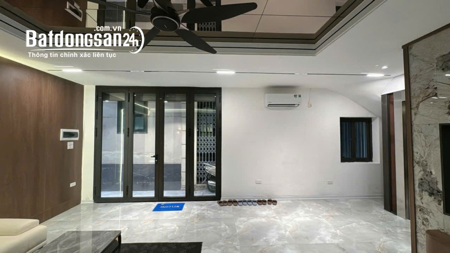 BÁN NHÀ – HOÀNG VĂN THÁI – THANH XUÂN-6 TẦNG – THANG MÁY– Ô TÔ 