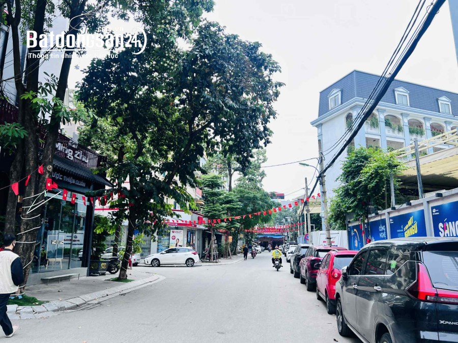 LÔ GÓC 3 MẶT TIỀN - PHÂN LÔ VIP CẦU GIẤY - 80m² - VỈA HÈ RỘNG - KINH DOANH ĂN UỐNG DÒ