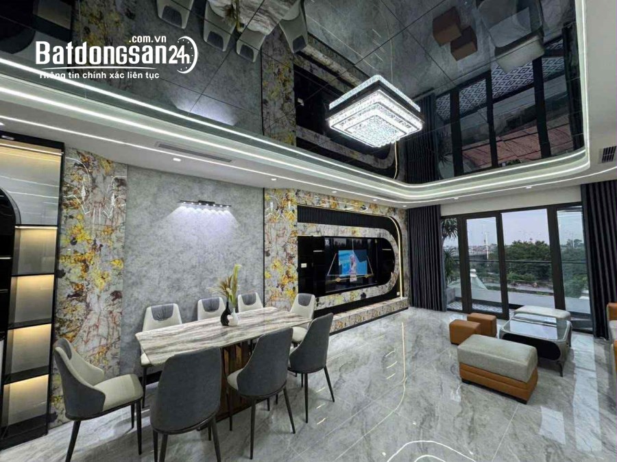 Bán nhà mặt tiền Đường Đàm Quang Trung, Phường Long Biên  (Q Long Biên cũ) , Hà Nội