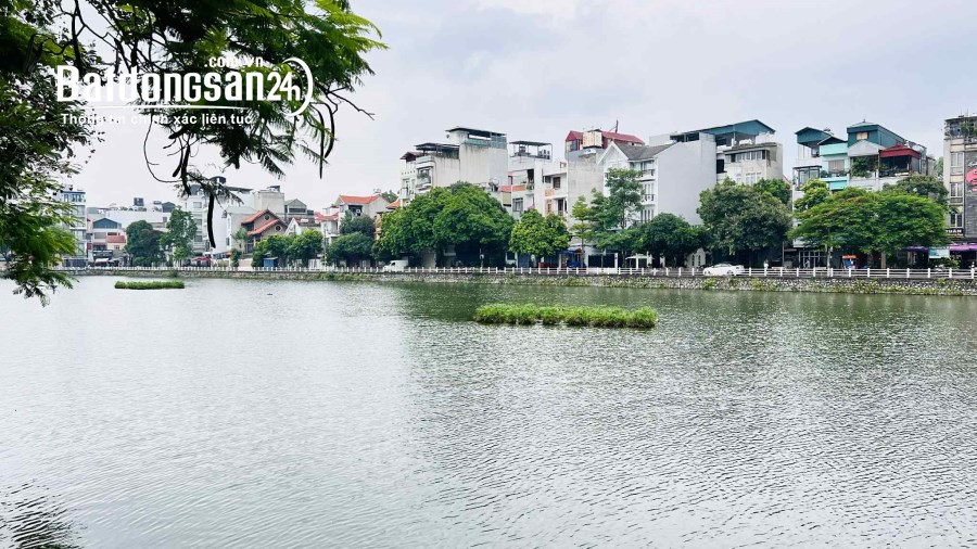 bán nhà mặt hồ Bồ Đề, diện tích 226m, mặt tiền 12m, 2 thoáng, full