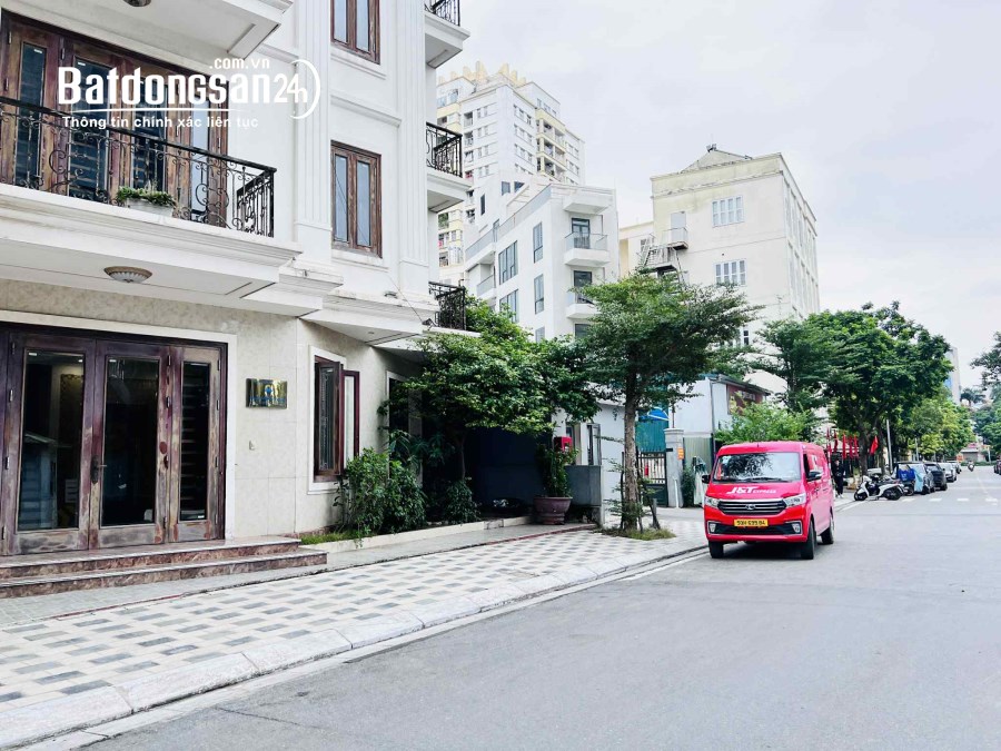 Bán nhà Đường Lạc Long Quân, Phường Tây Hồ (Q Tây Hồ cũ), TP Hà Nội