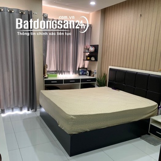 Nhà 5 tầng Mặt tiền Đồng Đen - Khu VIP Bàu Cát