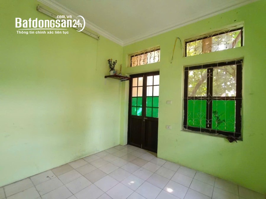 Cho thuê nhà làm CHDV Đặng Văn Ngữ -  quận Đống Đa 50m x 3T, 4PN3VS giá 12 triệu