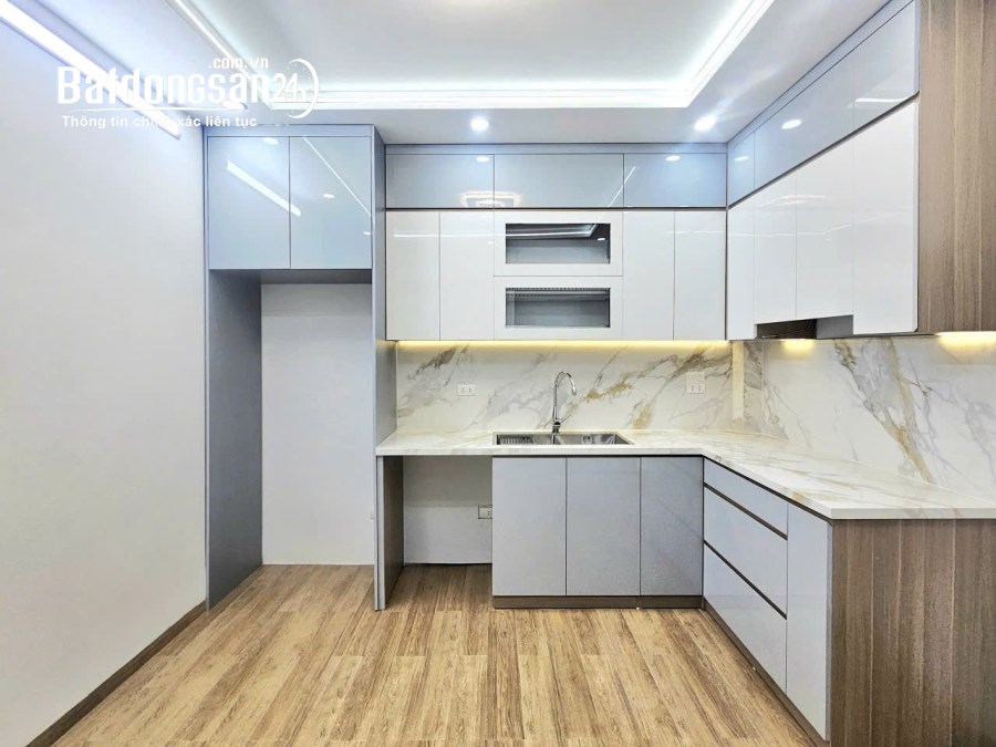 BÁN NHÀ – ĐỐNG ĐA – 38M2- 6 TẦNG – THANG MÁY – NHỈNH 11 TỶ 