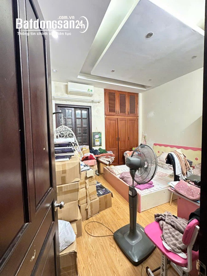 Bán nhà Phố Phùng Chí Kiên, Phường Cầu Giấy (Q Cầu Giấy cũ), TP Hà Nội