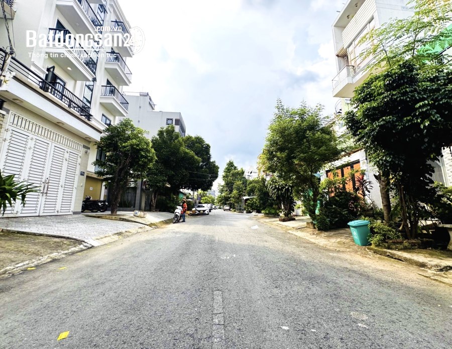 Bán nhà mặt tiền Đường Số 43, Phường Tân Hưng (Quận 7 cũ), TP Hồ Chí Minh